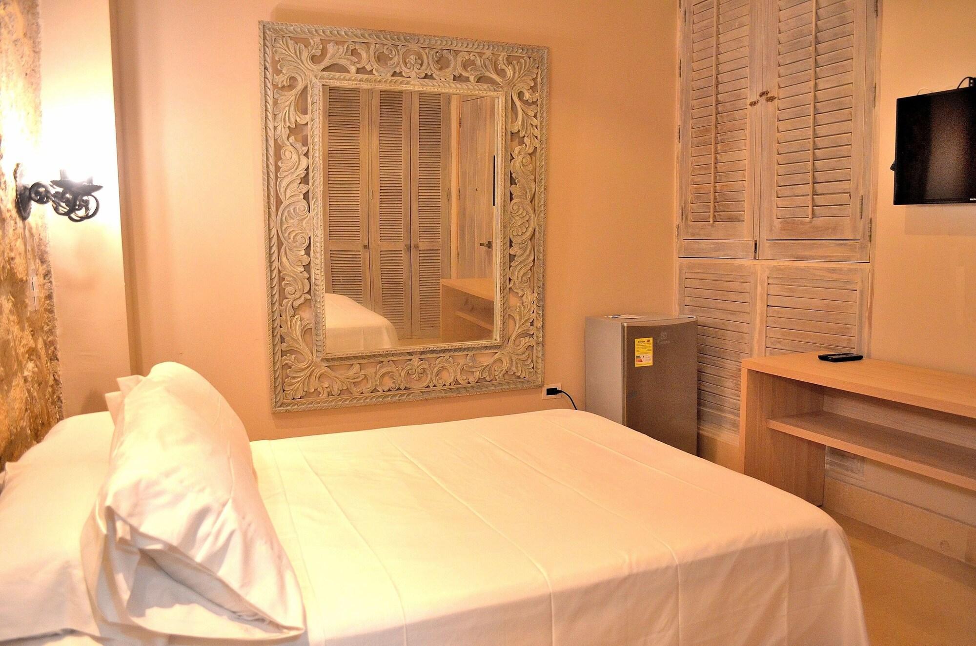 Hotel Puertas De Cartagena Ngoại thất bức ảnh